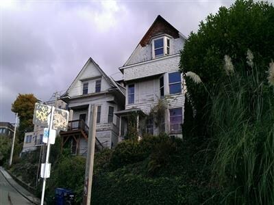 Primary Photo - 736 Bellevue Pl E