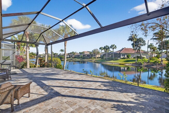 Foto del edificio - 8943 Greenwich Hills Way