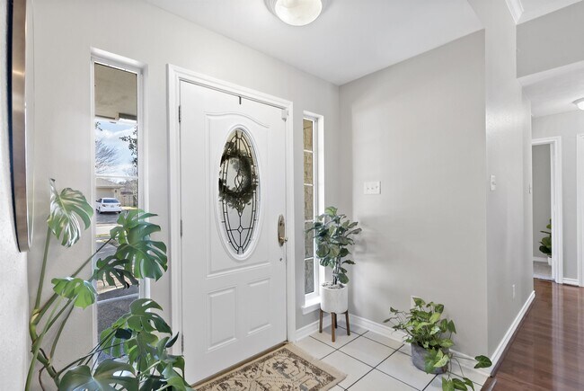 Foto del edificio - 1317 Baywood Ln