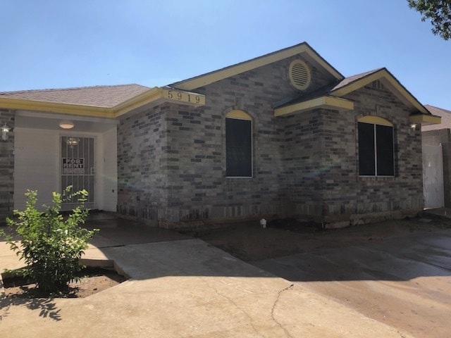 Building Photo - 5919 Colt Dr
