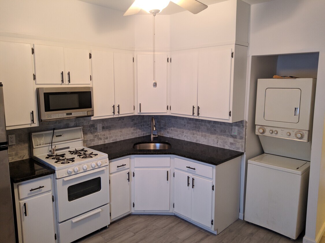 84 Herman St, East Rutherford, NJ 07073 Townhome Rentals in East