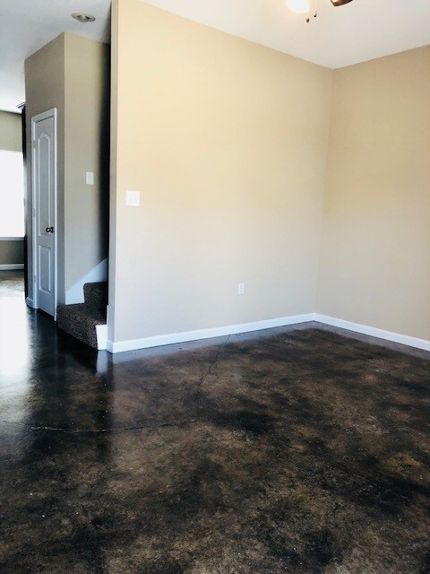 Building Photo - 2638 Glenn Pl