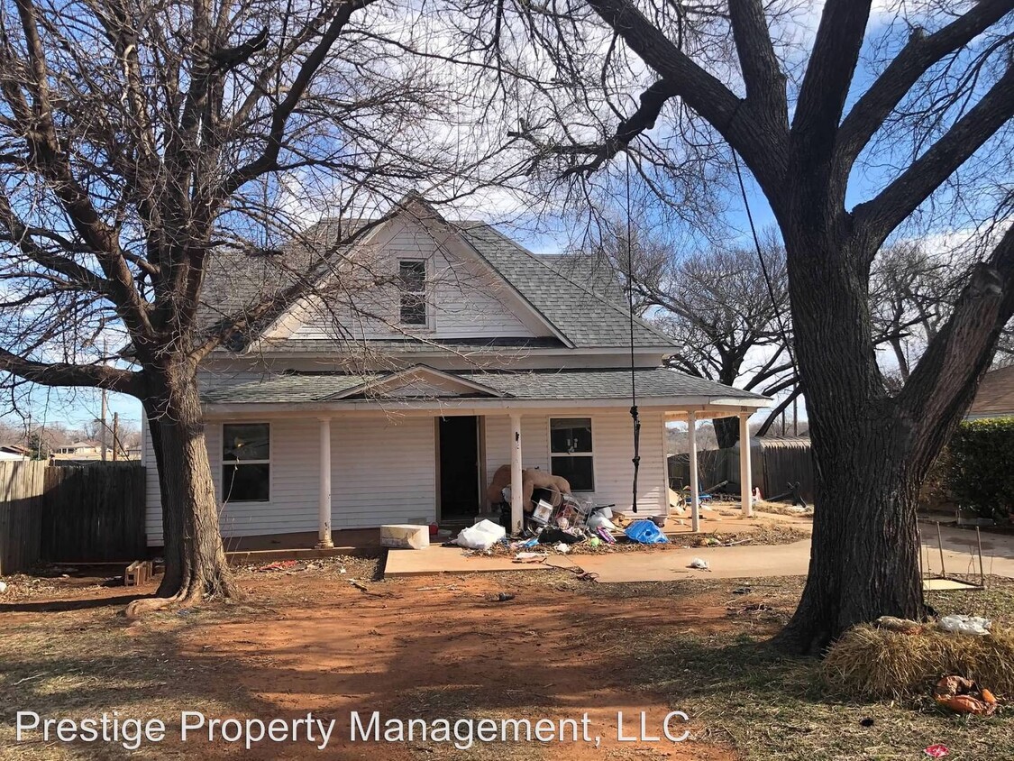 Foto principal - 3 br, 2 bath House - 906 N Adams Ave