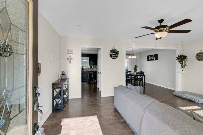 Foto del edificio - 517 TRACY LN (FOR RENT)