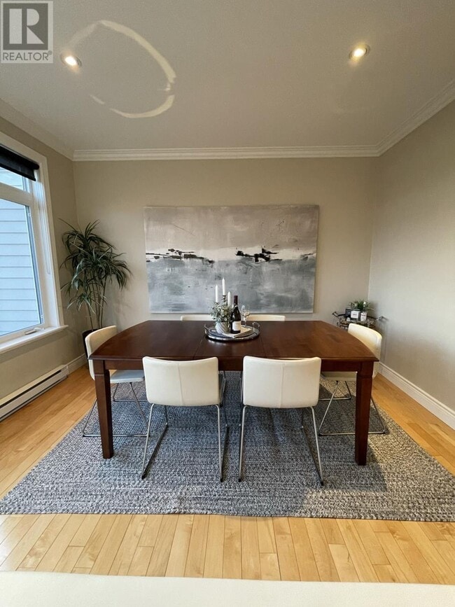 Building Photo - 28 Lions Cres