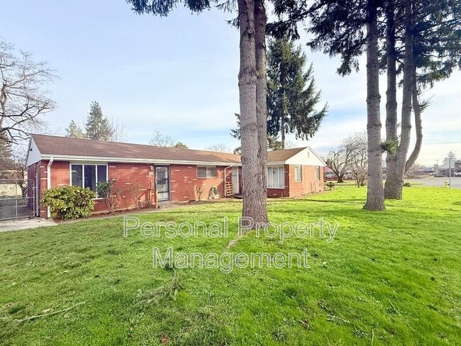 Foto del edificio - 7614 Indiana St