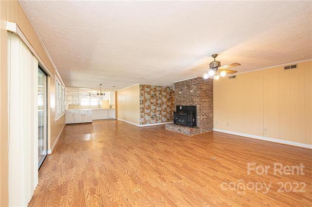 Foto del edificio - 5023 Addison Ln