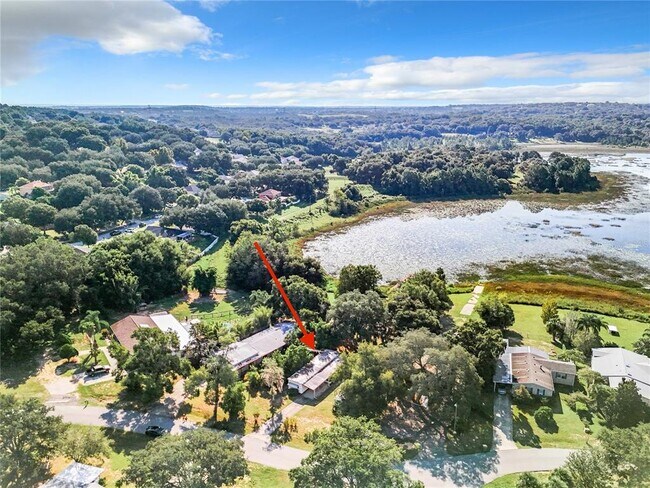 Foto del edificio - 13145 Plum Lake Cir