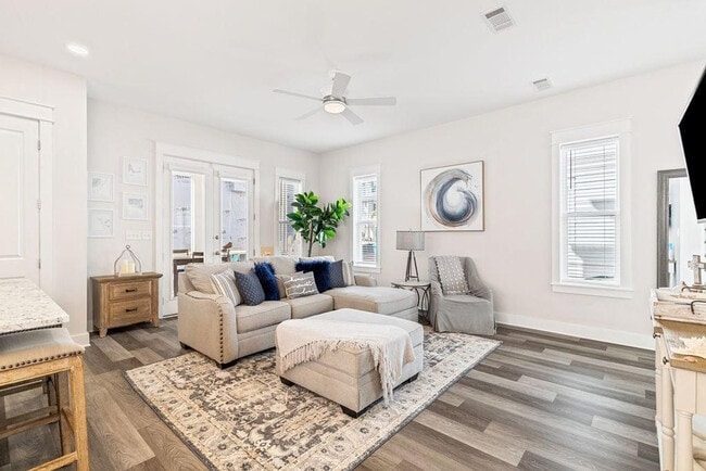 Foto del edificio - 24 Beach View Dr