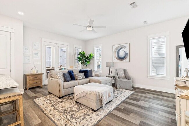 Building Photo - 24 Beach View Dr