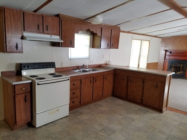 Foto del edificio - 57 Scattered Oaks Rd