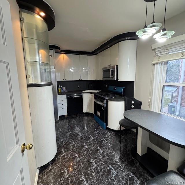 Foto del edificio - 178-14 80th Dr