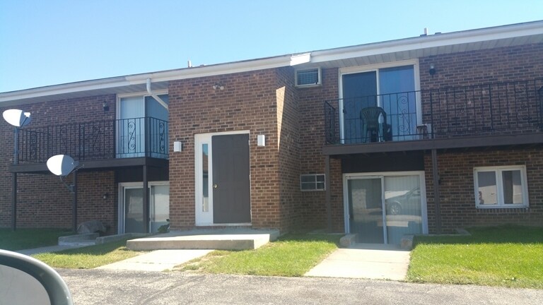 Building Photo - 3367 Sun Valley Ter