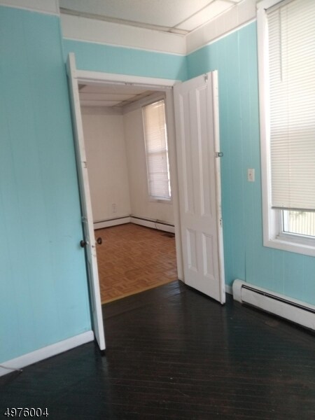 Building Photo - 362 S Orange Ave