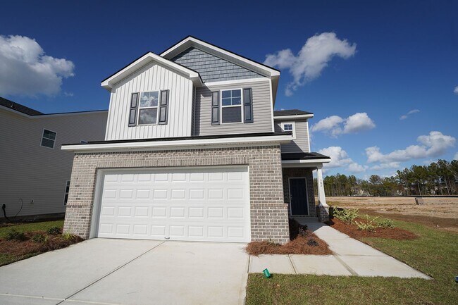 Foto del edificio - Available Soon!