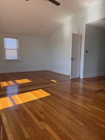 Foto del edificio - 367 E Chester St