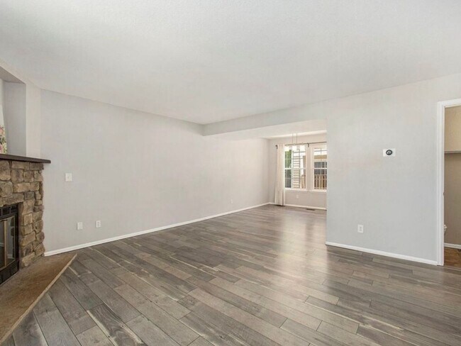 Building Photo - 329 W Jamison Cir