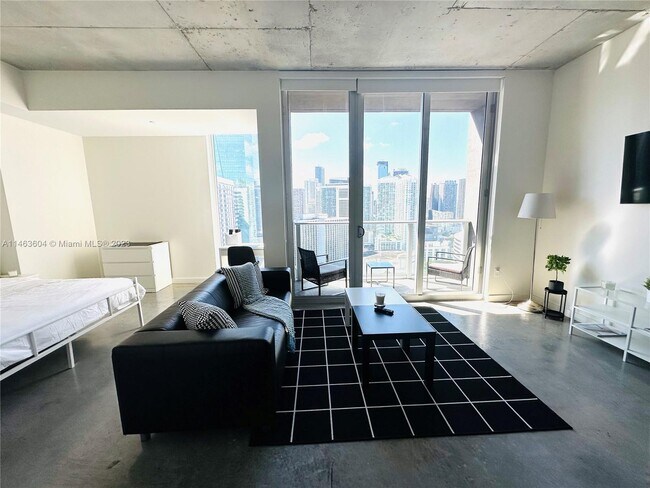 Foto del edificio - 151 SE 1st St