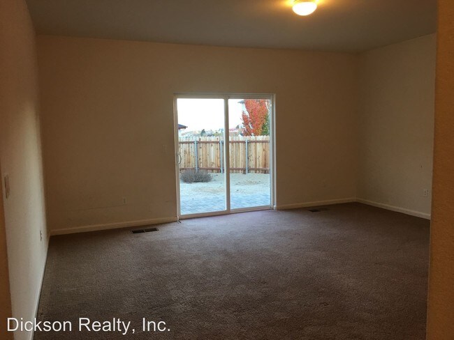Building Photo - 310 Orrcrest Dr