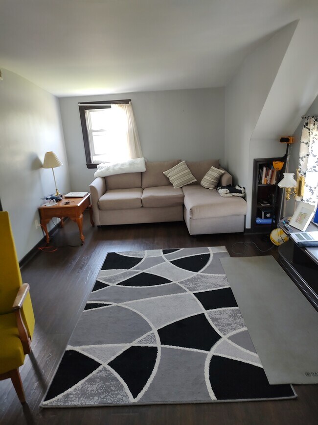 Foto del edificio - 305 Lakeview Ave