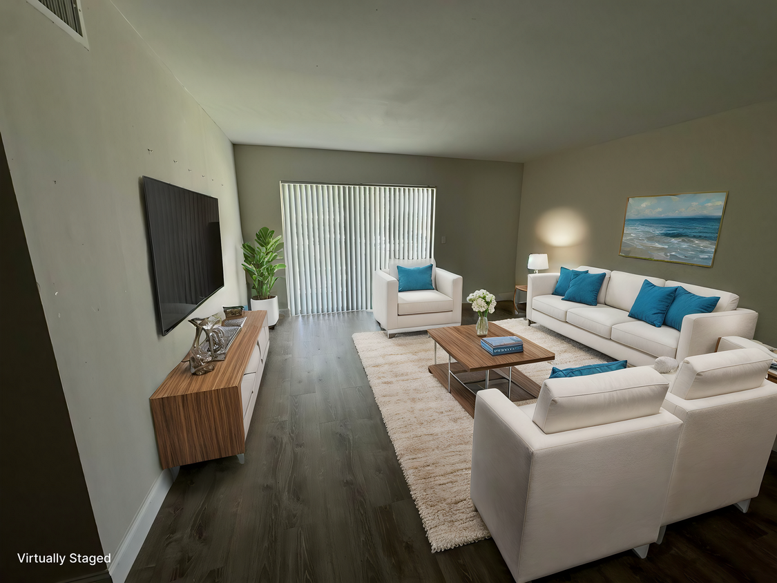 Foto principal - Brandon Palm Springs Apartment Homes