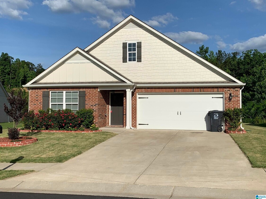 3681 Grand Central Ave, Fultondale, AL 35068 House Rental in