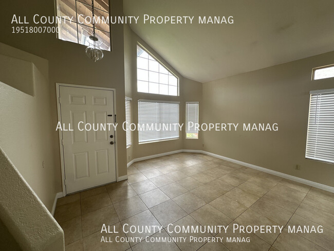 Foto del edificio - 39924 Osprey Rd