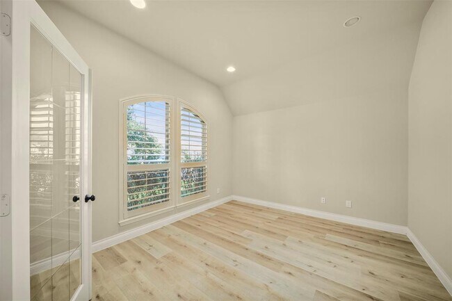 Building Photo - 1207 Oxbow Crossing Ln