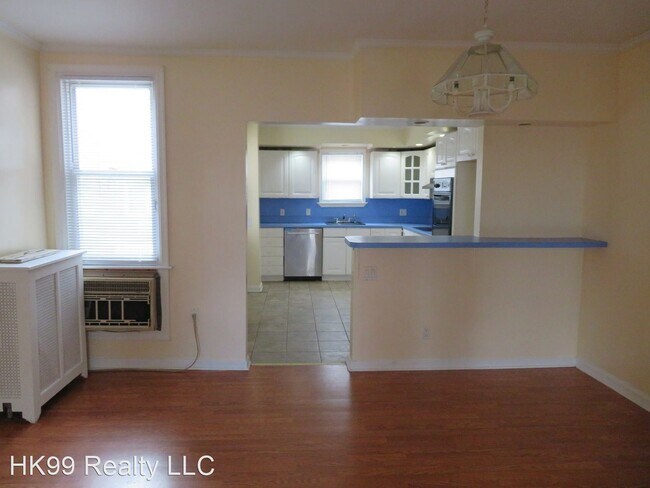 Building Photo - 3 br, 1 bath House - 870 Anchor St.