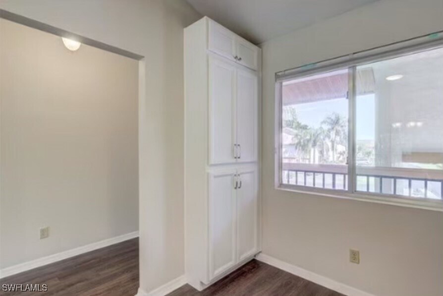 Foto del edificio - 13130 White Marsh Ln