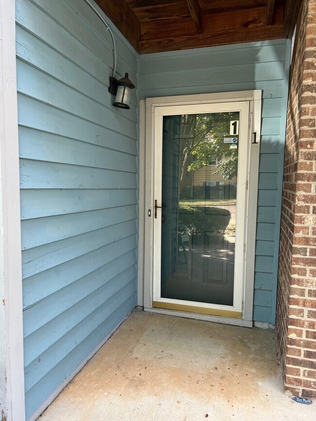 Photo - Charming 2-Bedroom in a Highly Sought-After Location – Don’t Miss Out! Apartment