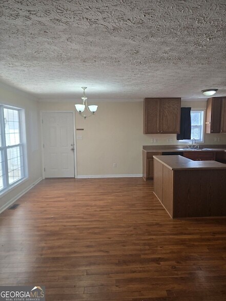 Foto del edificio - 5417 Stratford Hills Dr