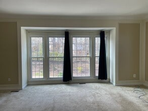 Building Photo - 1265 Corbett Pl