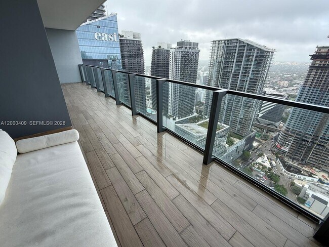 Foto del edificio - 68 SE 6th St