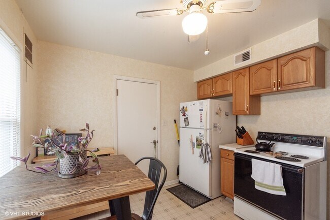 Foto del edificio - 3781 N 60th St