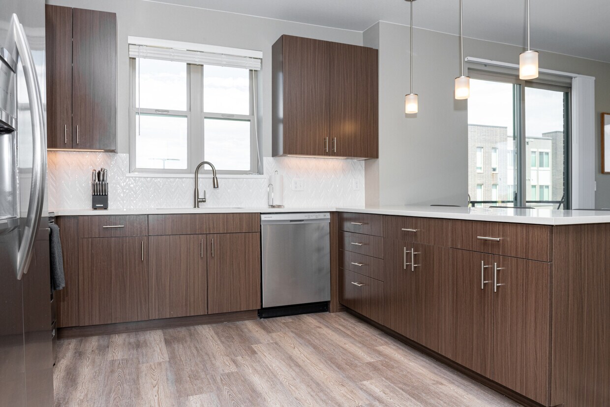 Foto principal - 17607 E 61st Ave