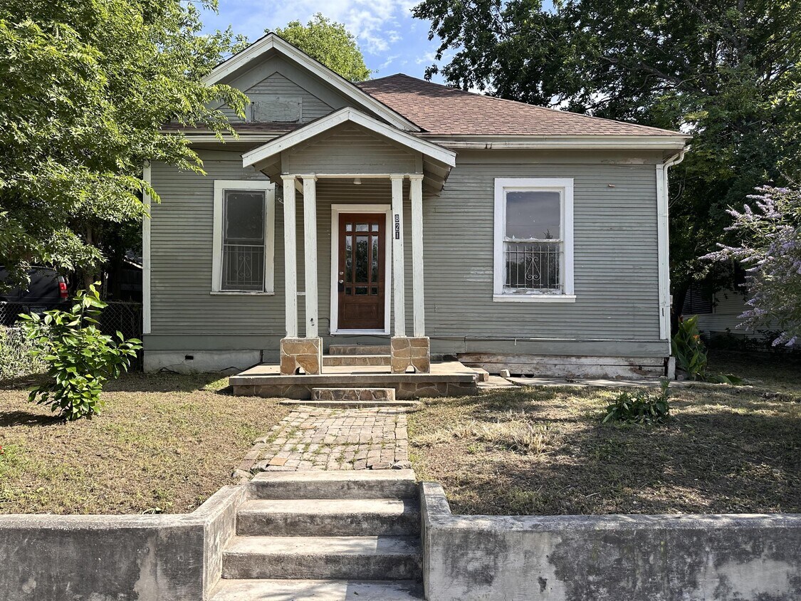 Foto principal - 821 Nevada St
