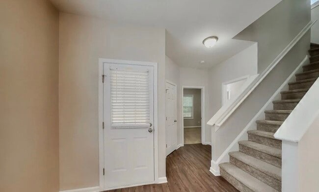 Building Photo - 3-Bedroom Haven with Stunning Interiors