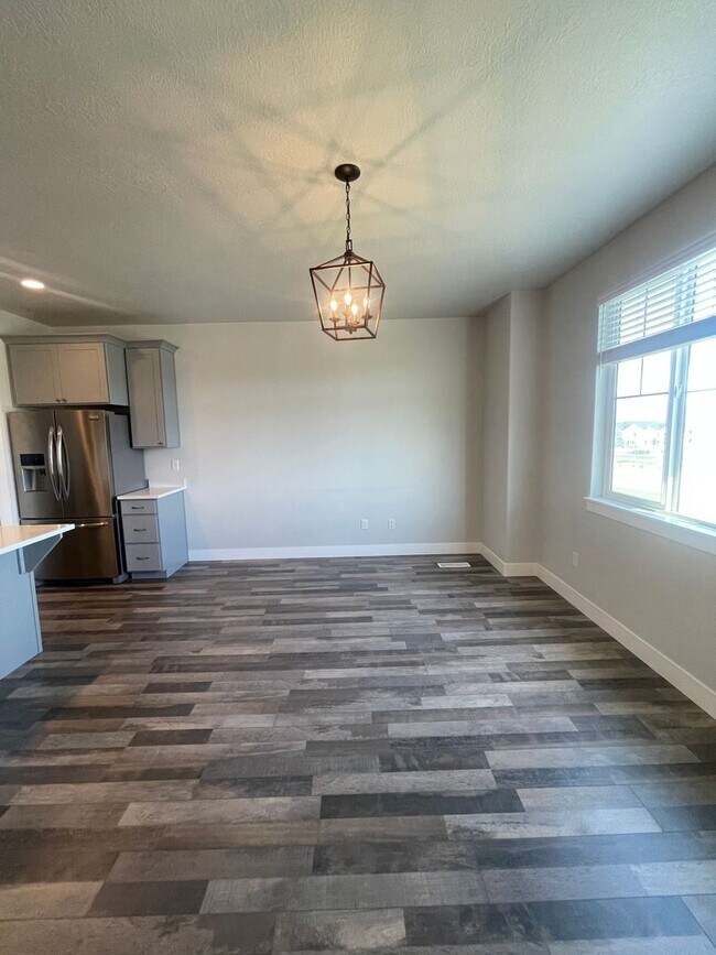 Building Photo - Amazing townhome for rent in Lehi!