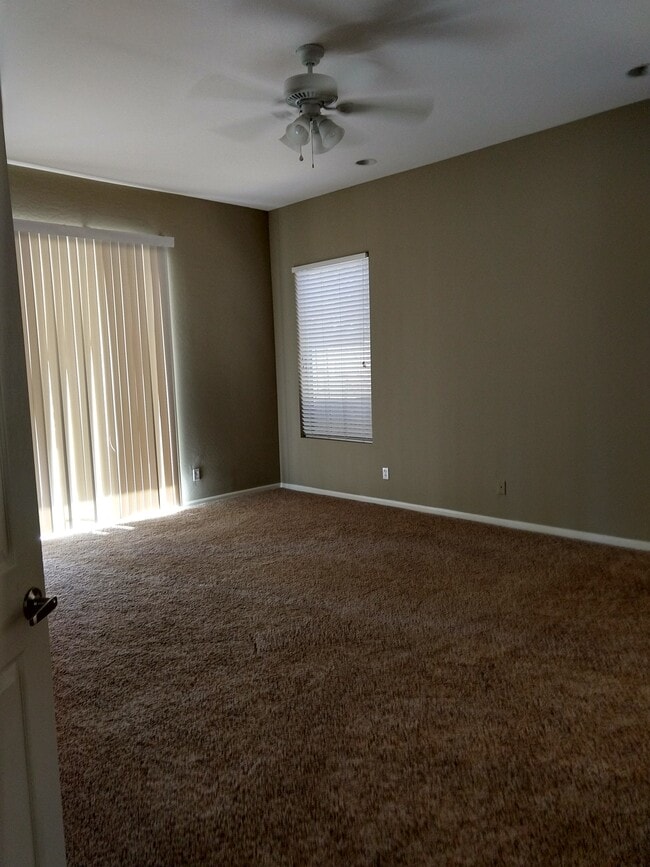 Foto del edificio - 4123 E Hancock Dr