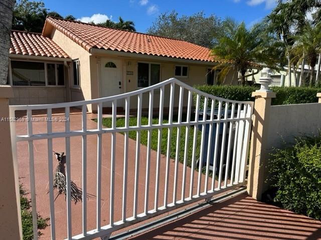 Building Photo - 6534 SW 84th St