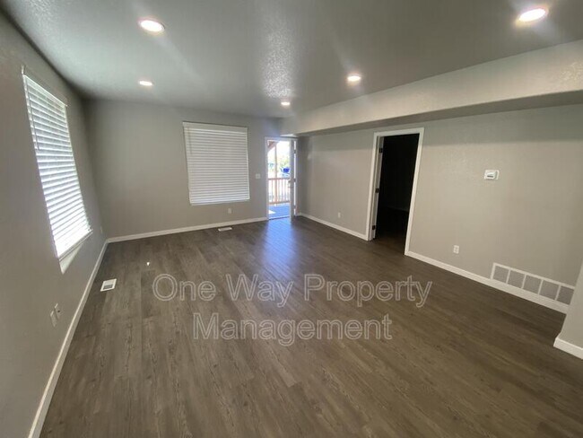 Foto del edificio - 822 4th St