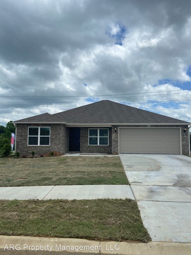 Building Photo - 4 br, 2 bath House - 1850 Draper Drive