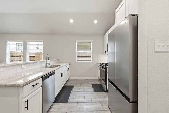 Foto del edificio - 2742 Oakleaf Ash Ln