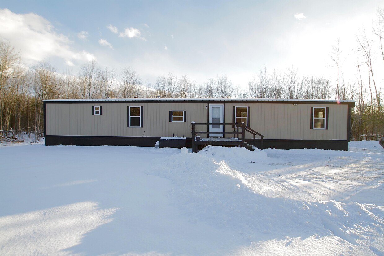 410 Corinth Rd, Hudson, ME 04449 House Rental in Hudson, ME