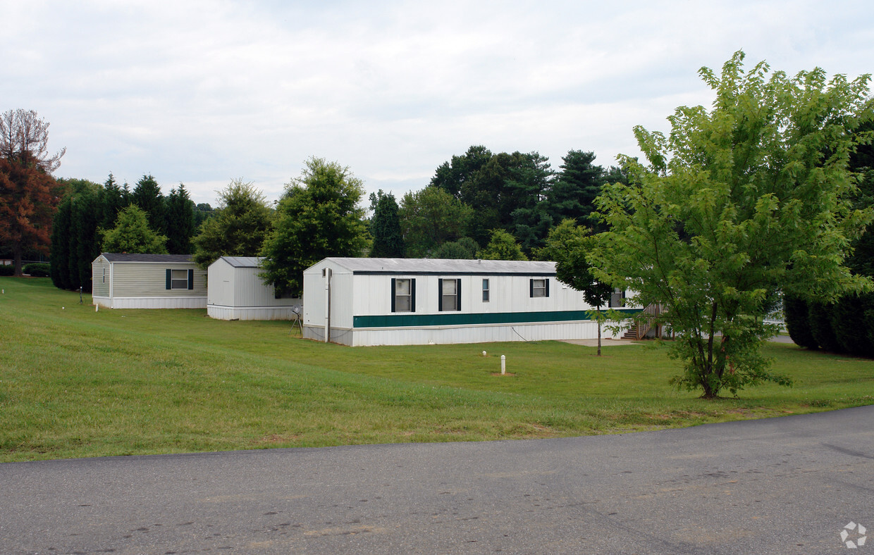 Building Photo - North Forsyth Mobile Home Park