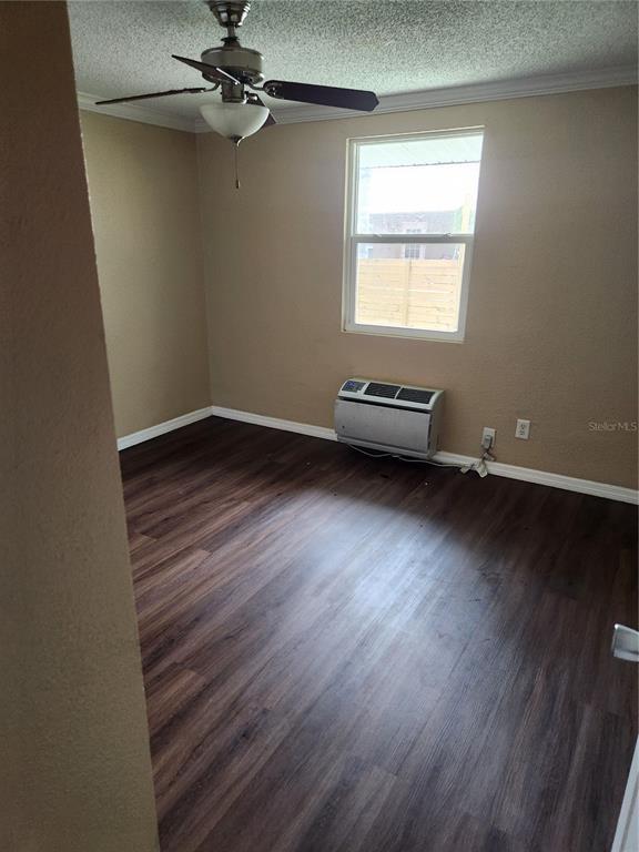 Foto del edificio - 5901 Bryce Ln