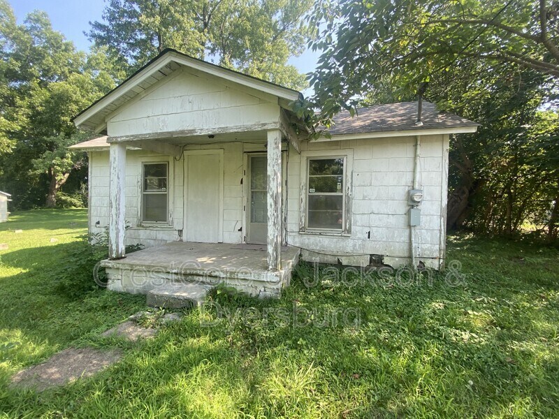 Primary Photo - 1841 Schaffer St