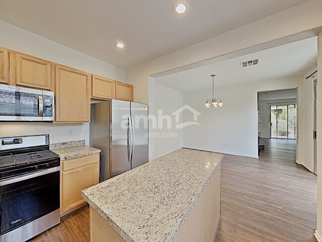 Building Photo - 8834 Salvestrin Point Ave