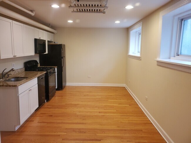 Foto del edificio - 1426 E Hyde Park Blvd